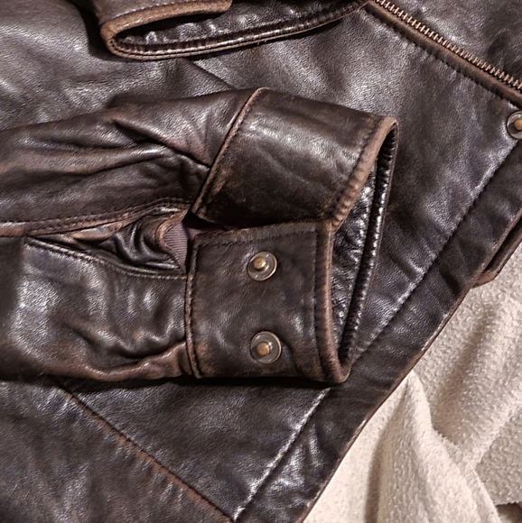 Leather Jacket - Picture 13 of 16